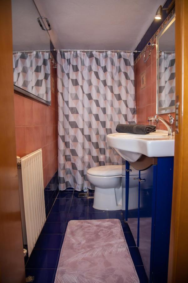 Fobillo Apartment At Charilaou Tesalonika Bagian luar foto