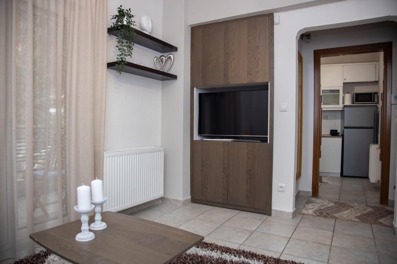 Fobillo Apartment At Charilaou Tesalonika Bagian luar foto