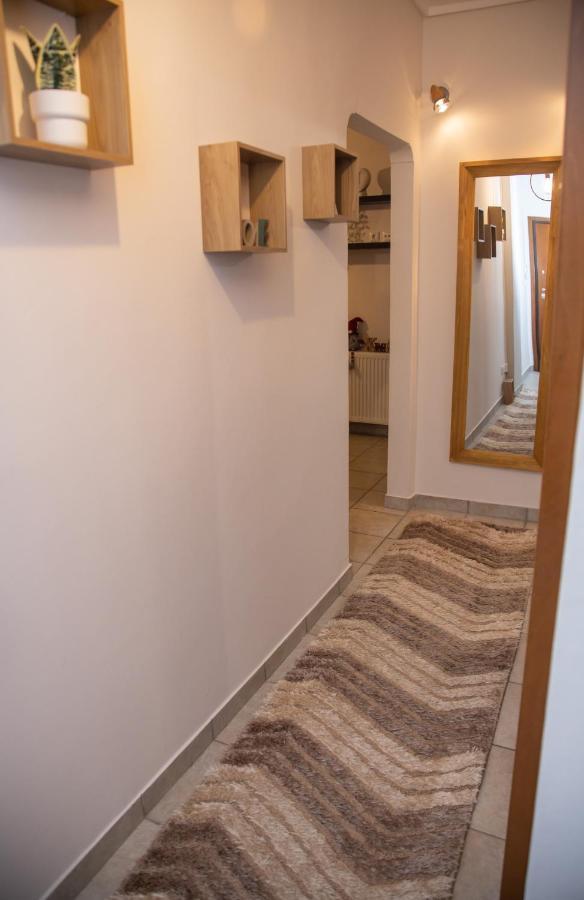Fobillo Apartment At Charilaou Tesalonika Bagian luar foto