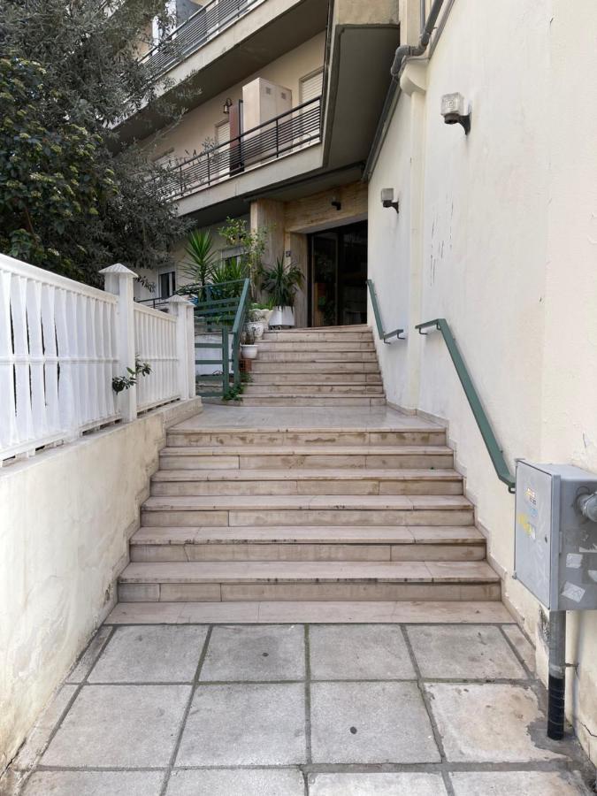 Fobillo Apartment At Charilaou Tesalonika Bagian luar foto
